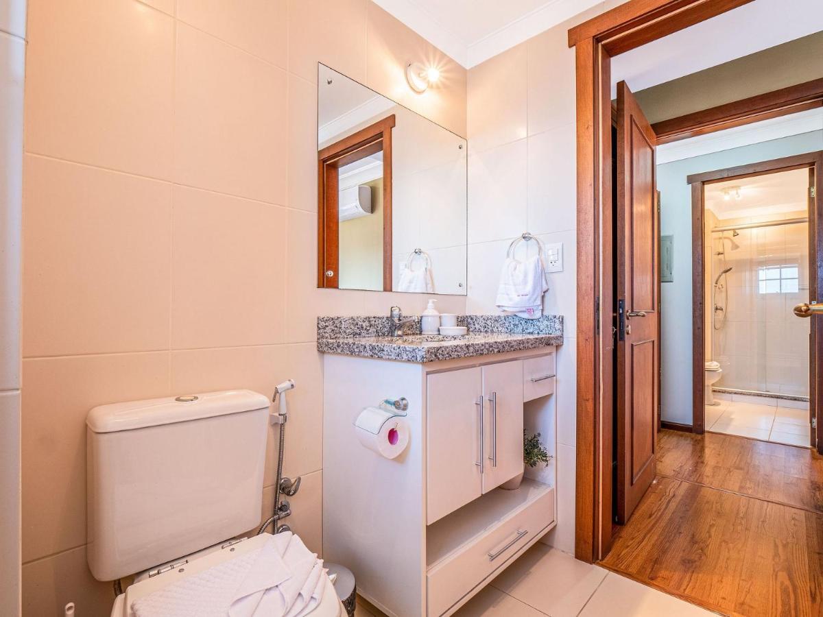 400 Metros, Rua Coberta Centro - Villa Di Pietro 305 그라마도 외부 사진