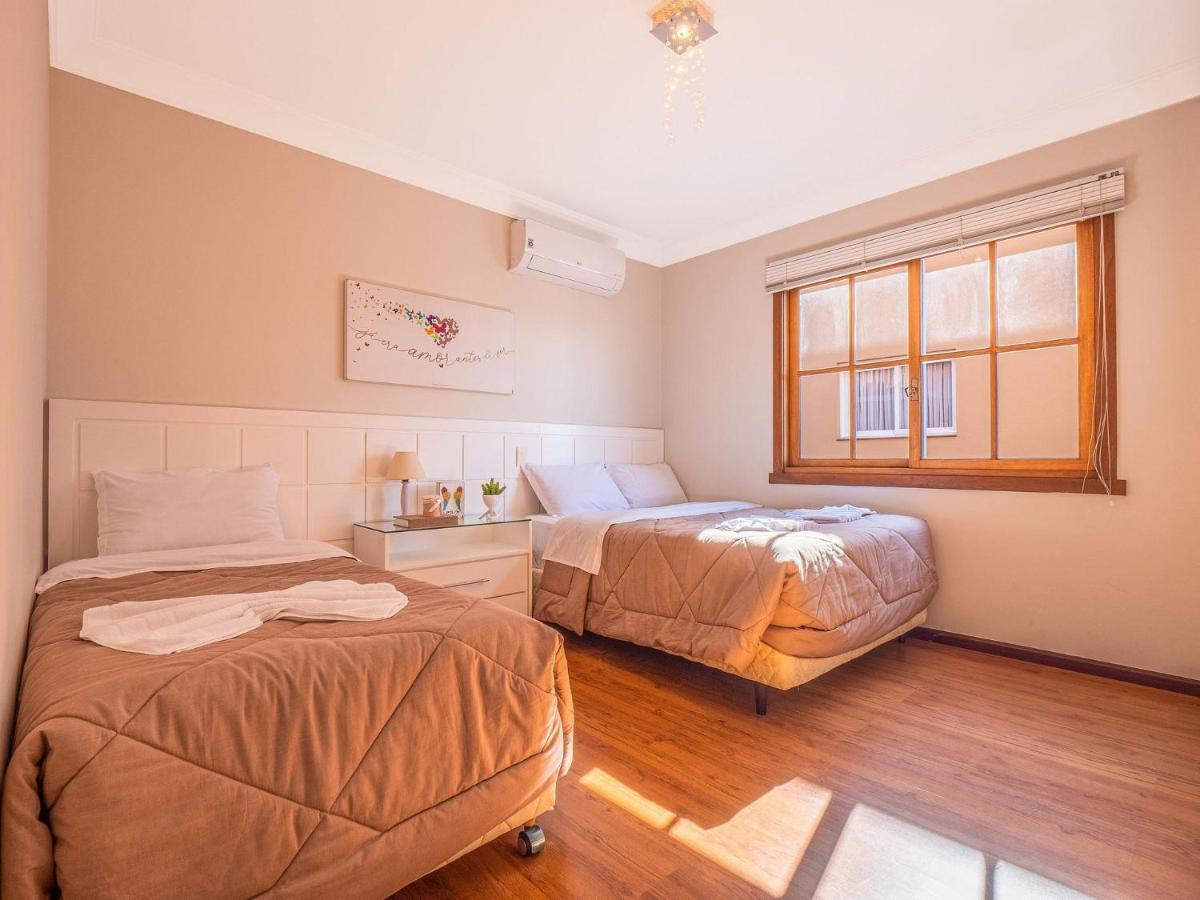 400 Metros, Rua Coberta Centro - Villa Di Pietro 305 그라마도 외부 사진